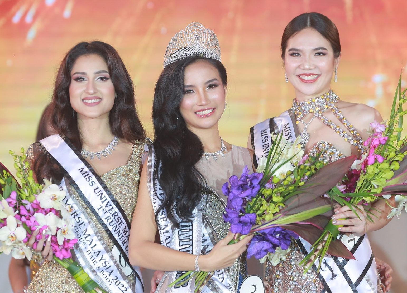LESLEY CHEAM Crowned As MISS UNIVERSE MALAYSIA 2022 - Selebriti Online