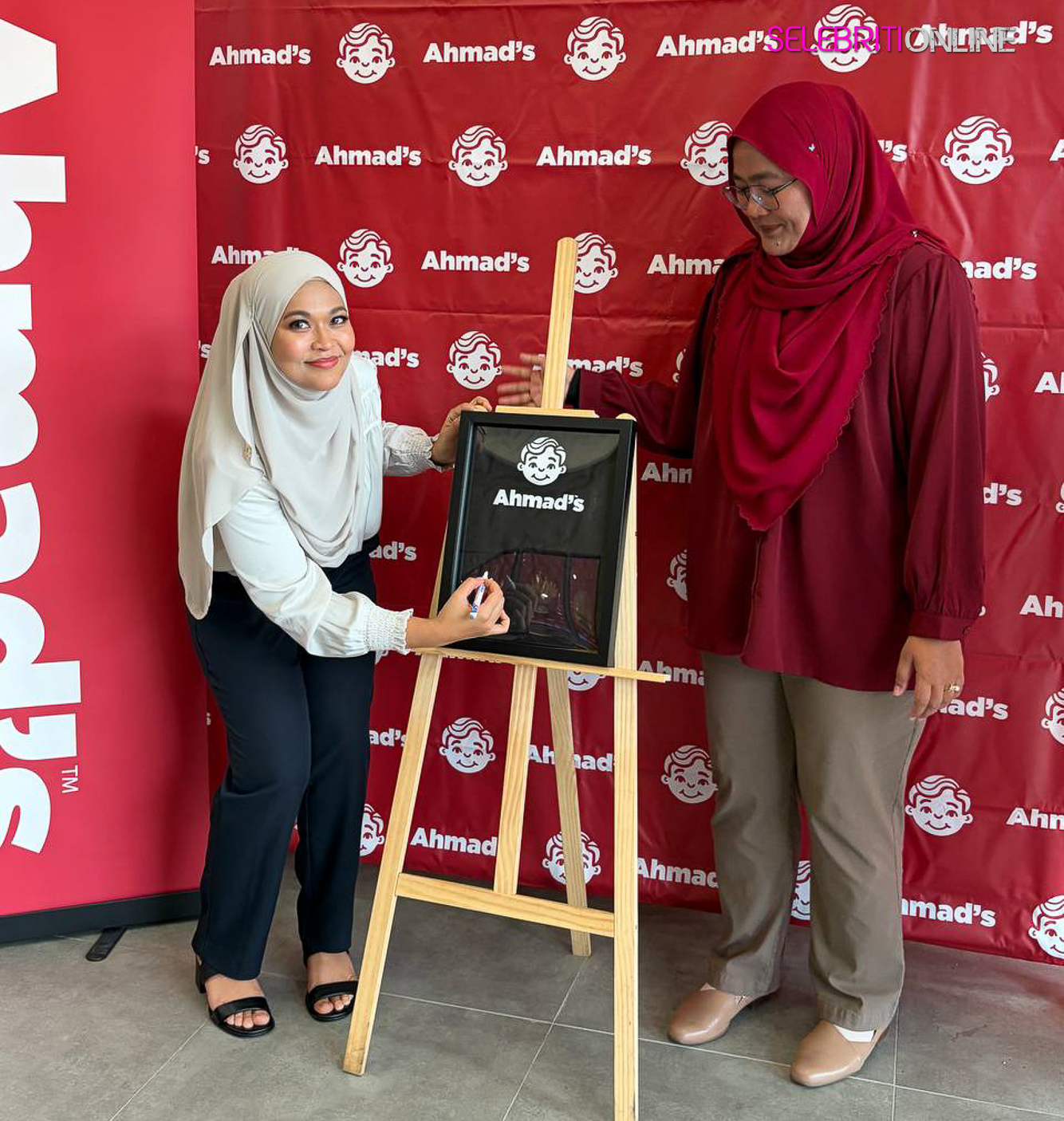 Outlet baharu Ahmad’s di TTDI Jaya dengan rekaan moden dan mesra keluarga.