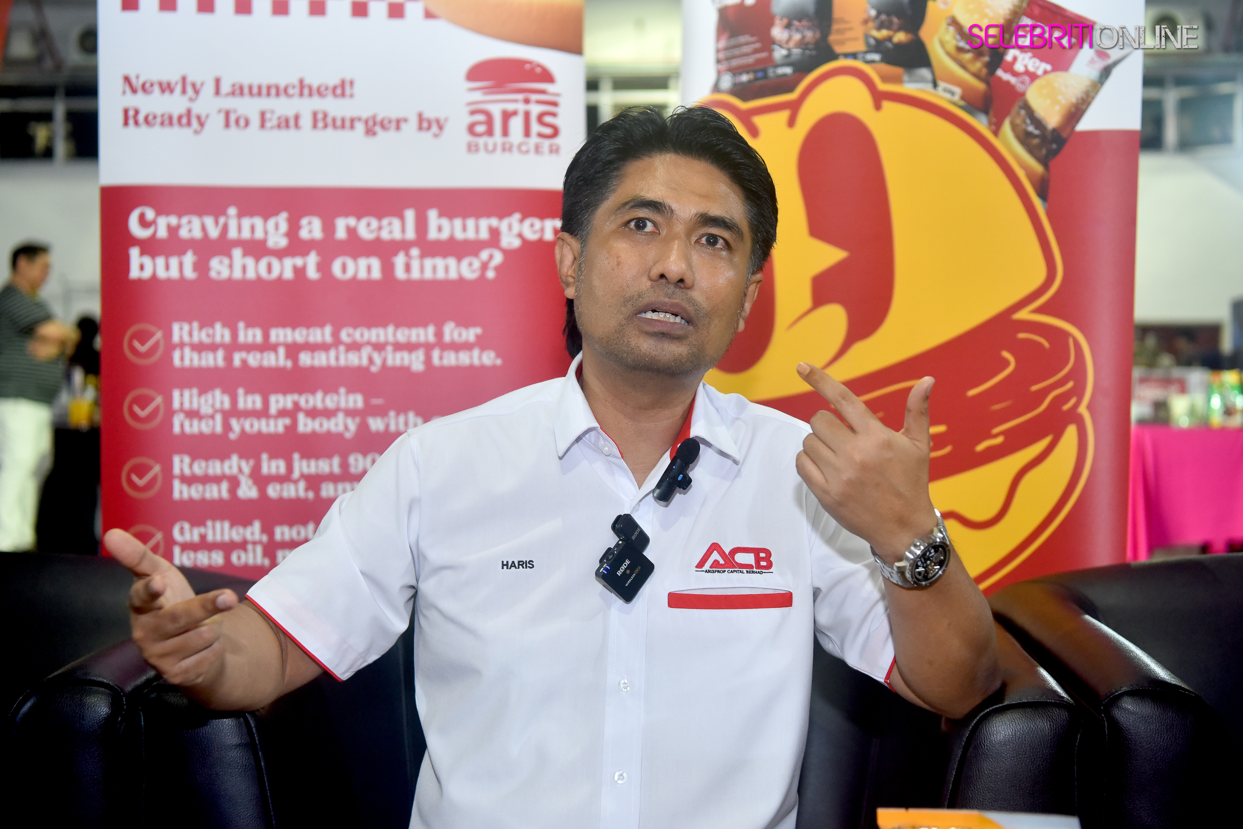 Pelancaran rasmi RTE Aris Burger di Kompleks Usahawan MARA