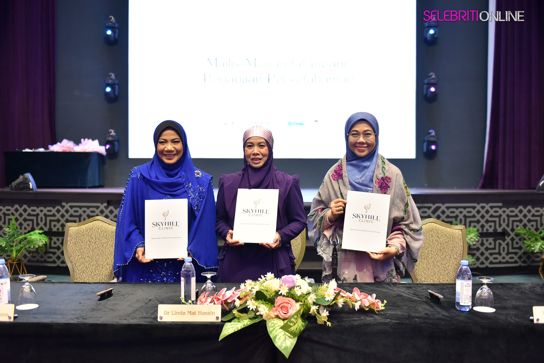 Tiga tokoh wanita Malaysia dalam siri The Orchid Journey.