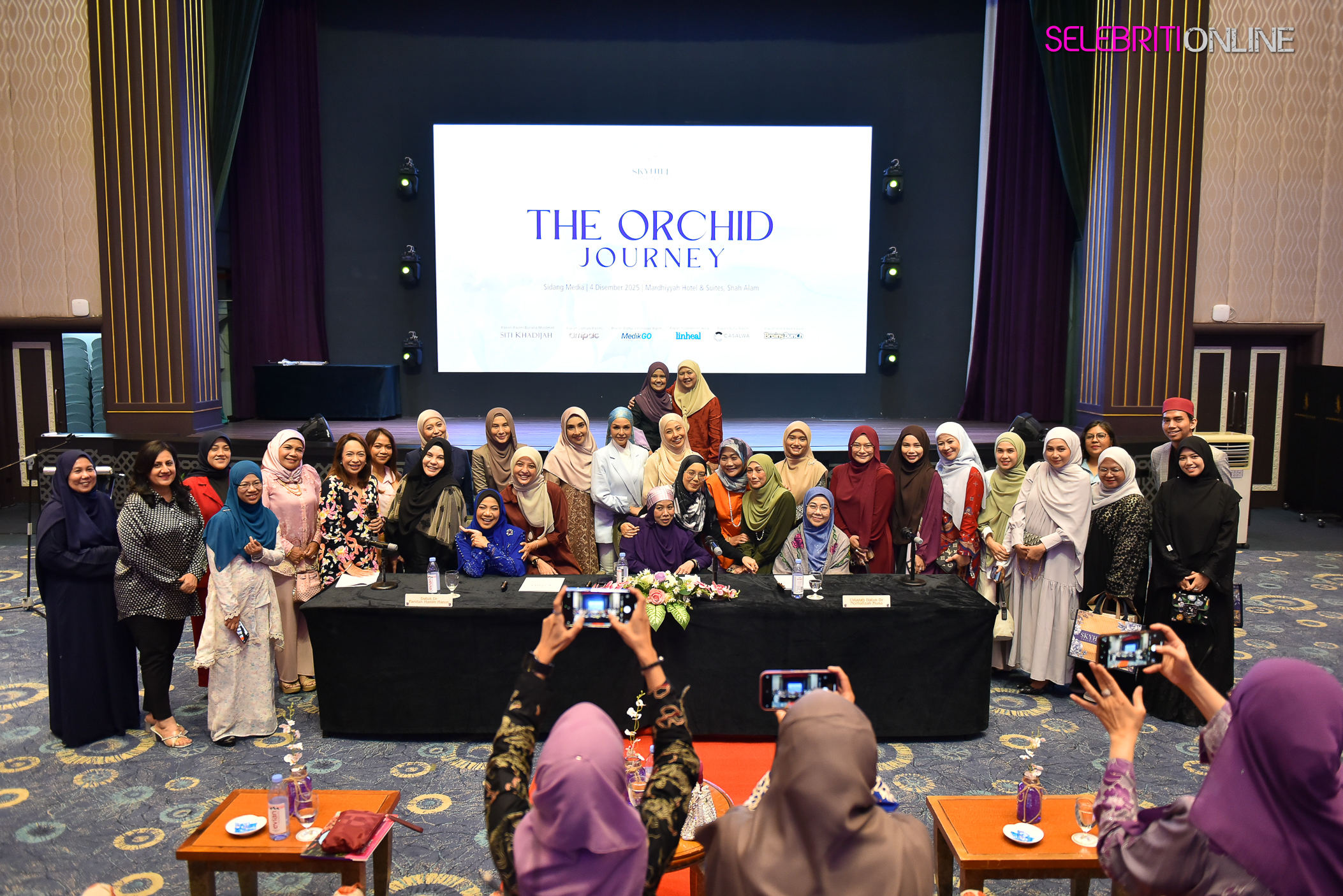 Tiga tokoh wanita Malaysia dalam siri The Orchid Journey.