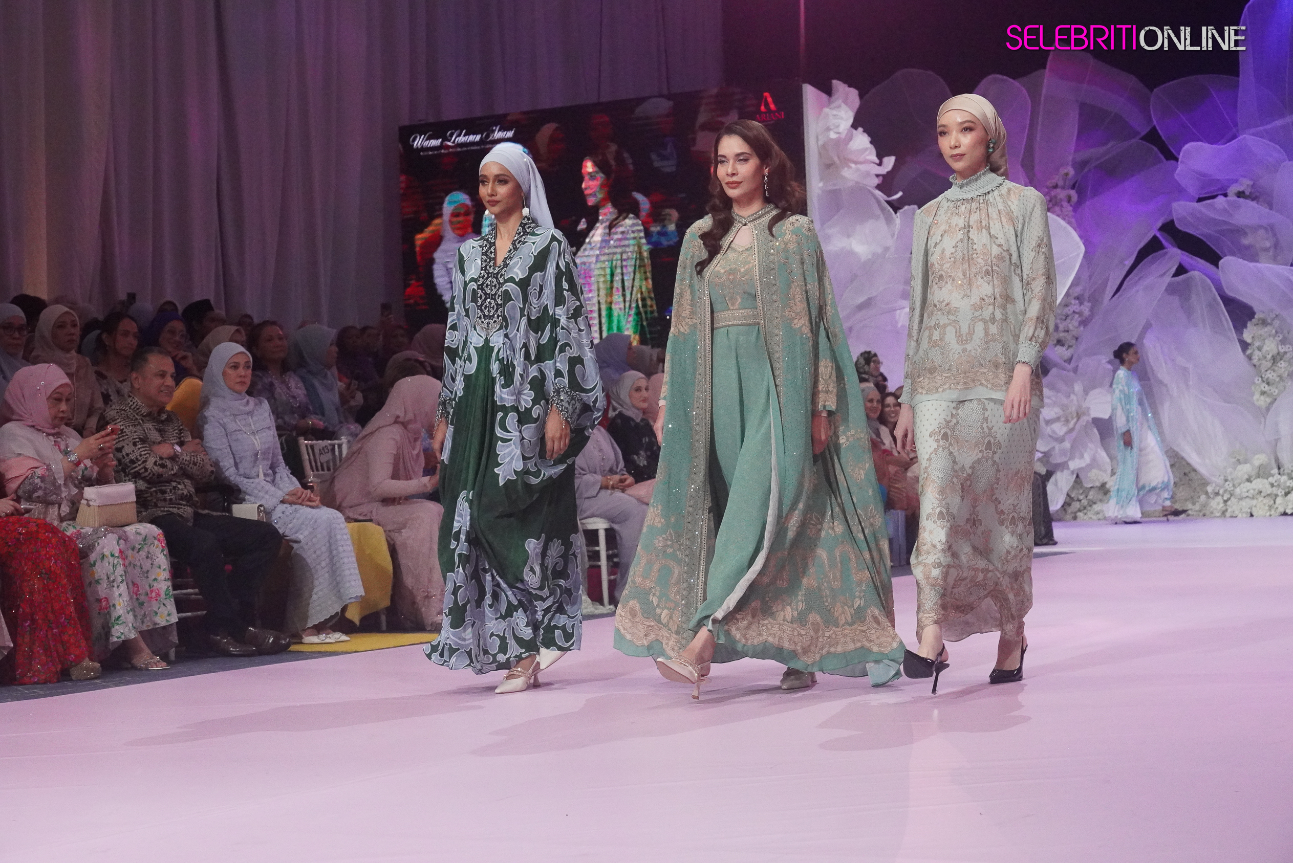 Pertunjukan Fesyen Warna Lebaran Ariani 2026 di KLCC
