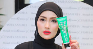 Fasha Sandha sebagai duta Dunia Herbs Mustajab