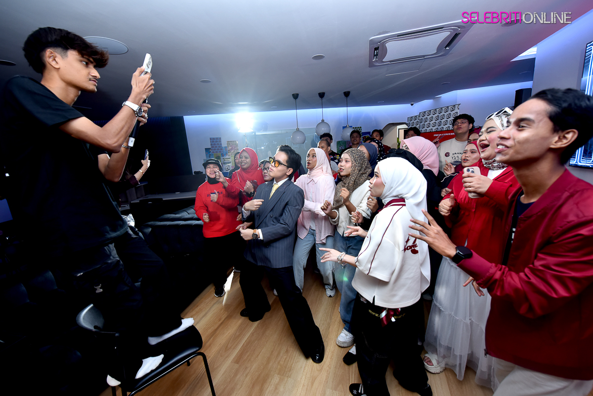 Ammar Haikal melancarkan single debut Gila Bayang