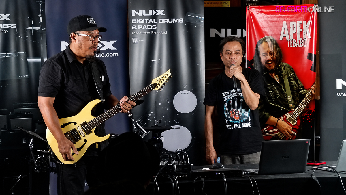 Shah Sidious berkongsi ilmu gitar pada Gear Nerds Meetup Vol. 2 di Pulau Pinang.